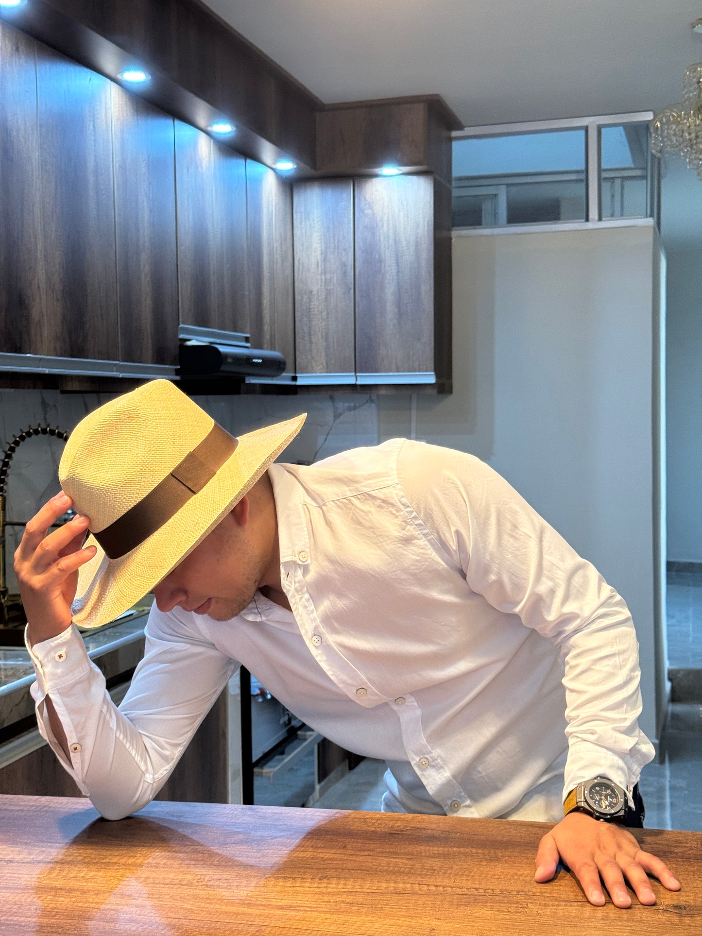 Sombrero de paja toquilla tejido a mano tipo panama