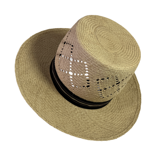 Sombrero artesanal de paja toquilla tejido fino (Copia)