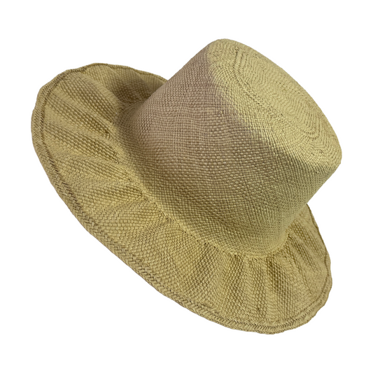 Sombrero artesanal de paja toquilla tegido apareado
